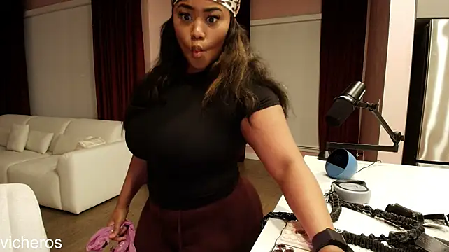BriannaBrave - Twerk