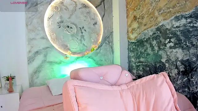 BellaaStorm - RUB MY TIGHT PUSSY AND SPANK ASS