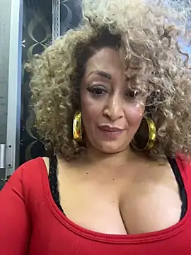 Katti_Barrera - Two fingers in my pussy 😈💦