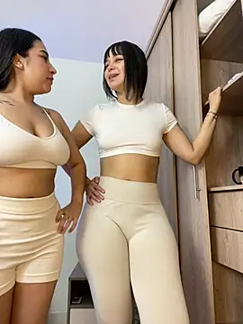 Valeria4 - suck ass in doggystyle