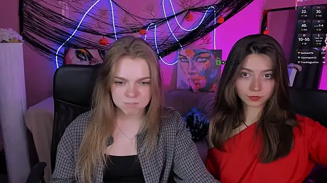 Kitniss_dreamy - flash boobs
