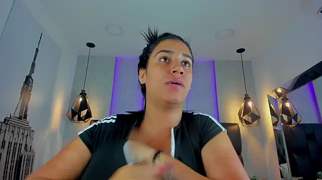 Samantha_hotly