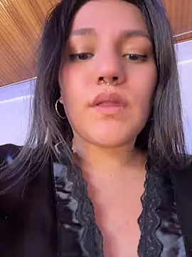 Emily_Gomezz - Lush in ass+ control 3 min