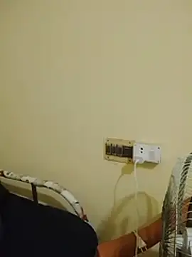 Oviyaree - Full nude