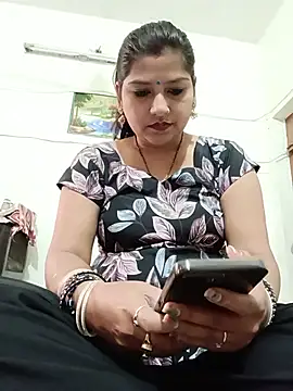 Heyy_Anshi - Show Pussy With Fingringss