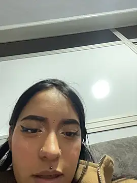 Valenttina_LS - Suck finger 🫦