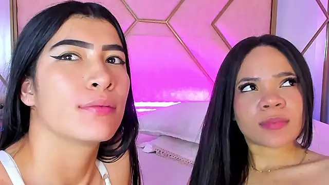 Siara_and_zoe - ride dildo
