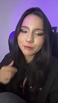 HollyPeachh - Take control 2 min + boobs bouncing out