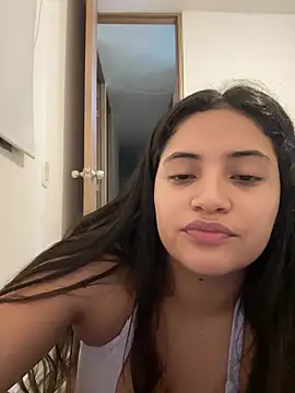Isa_squirt1 - TRY TO MAKE ME SQUIRT😈🥵