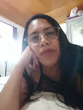 Emilif_ - Show pussy x 3mn
