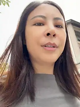 YaoYao8888 - 给哥哥们脱掉内裤直播2分钟