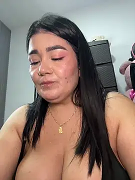 Karla_hotgirl - A big dildo inside me 🌸