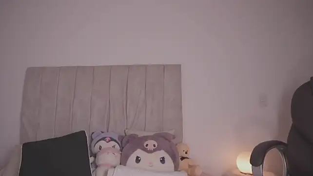 Danisaenz__ - get my tits out and spit on them