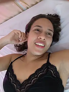 Nanybaker95 - Oil ass🍑🔥😈