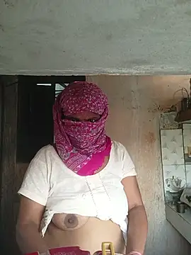 AadikiAunty