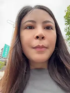 YaoYao8888 - 给哥哥们脱掉内裤直播2分钟