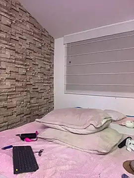 Lucyjoi - Make me cum!!