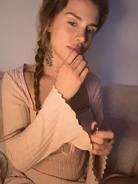 EmiliaCatalina - 2 hot clips🔥