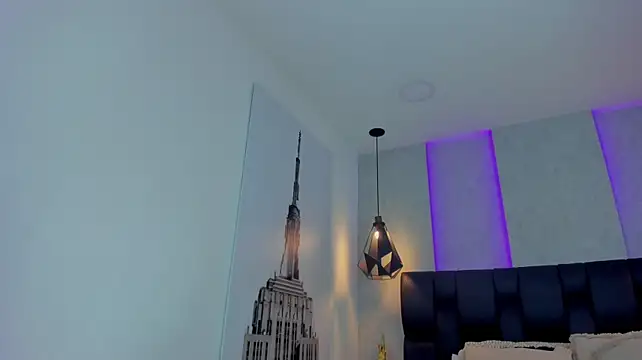 Samantha_hotly