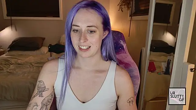 Ursluttygf - dildo tip tease + eye contact