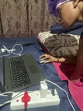 Melaninxo - Hii Daddies,Lick My Lips Wet😍😜💦💦💦
