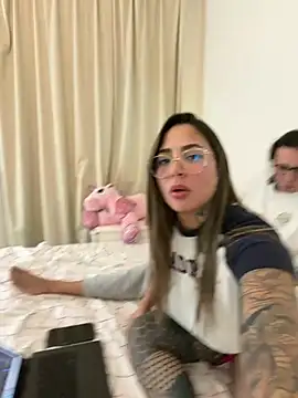 Maferalvarexxx - he suck my tits