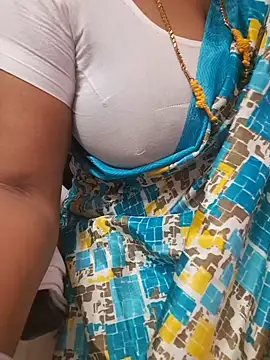 Tamil_Ammani - Boobs show😜😜😝🥰🔥🔥🔥