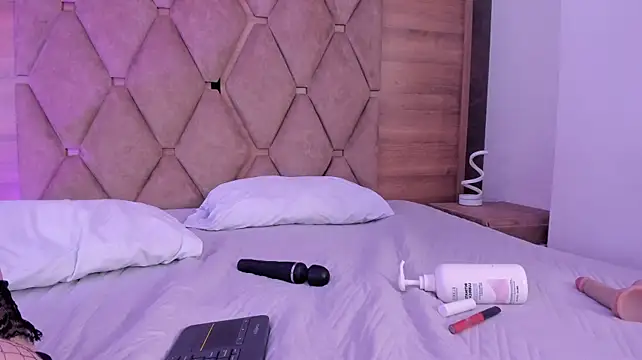 EimyAndMaxi - SHOW BOOBS WITH OIL AND RUB PUSSY