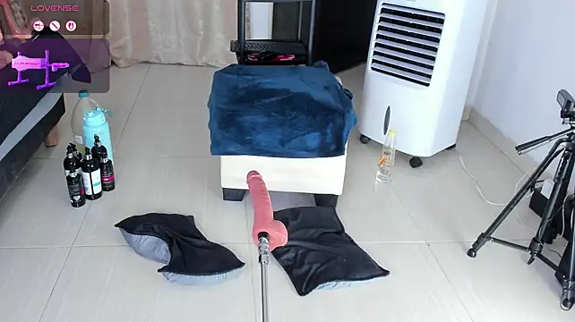 Bigasshott_ - make me squirt in your face🍆🍑💦