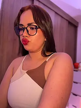 Andra_rose - CREAMY PUSSY 🐫