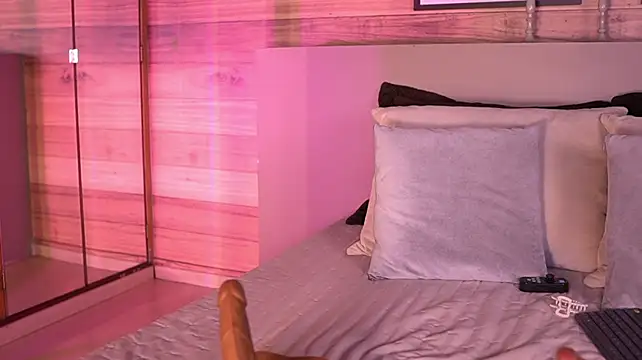 IzzyWild - Tease cock in my boobs and blowjob🍆💦