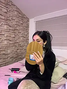 Lucyjoi - Make me cum!!