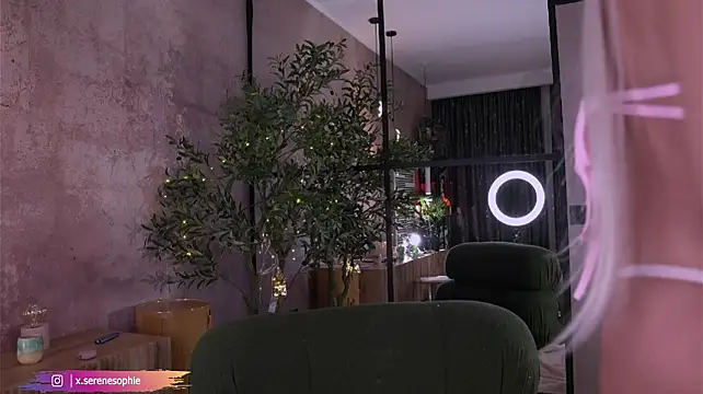 Serene_Sophiex - Dildo wet pussy fuck