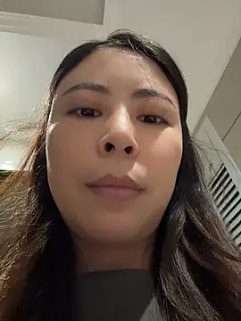 YaoYao8888 - 给哥哥们脱掉内裤直播2分钟