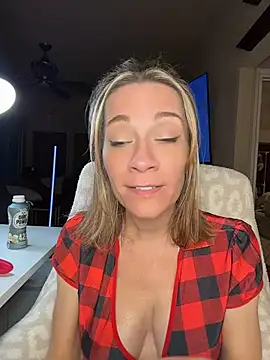 EdenDelilah1 - Play with Pussy