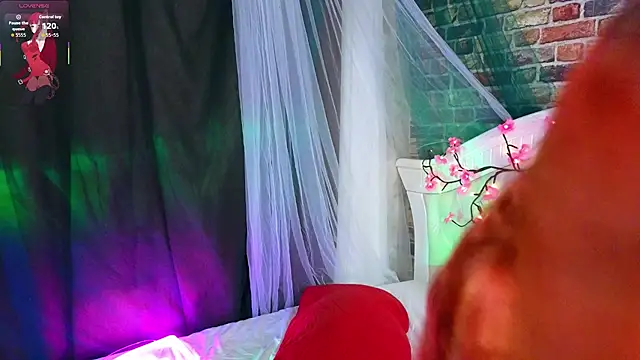 MarjorieBrown - 👻 Hot kiss in scissors ^^ 👻