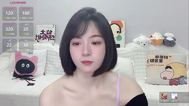 Lucy-8 - 透透白色衬衣上空