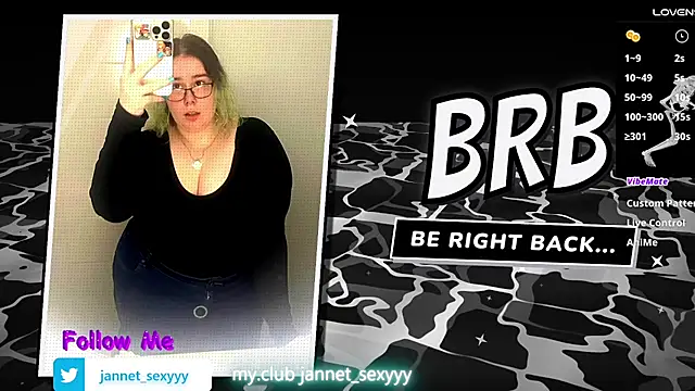 JannetPie - show big boobs and massage