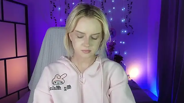 Mimi_boobo - eye contact handjob