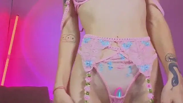 Aria_Pie - wet ass