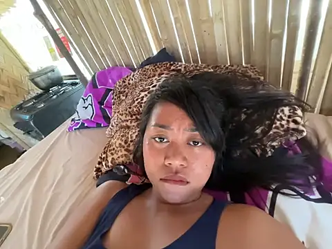 Juliet_official_pro - Walk naked