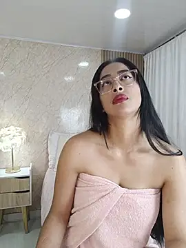 ImLauu - NAKED BOOBS