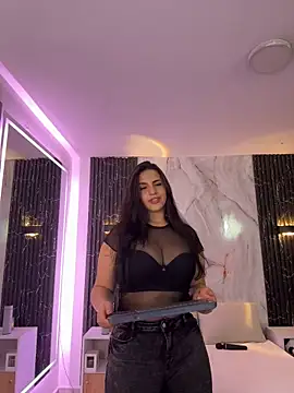 Chloelux_