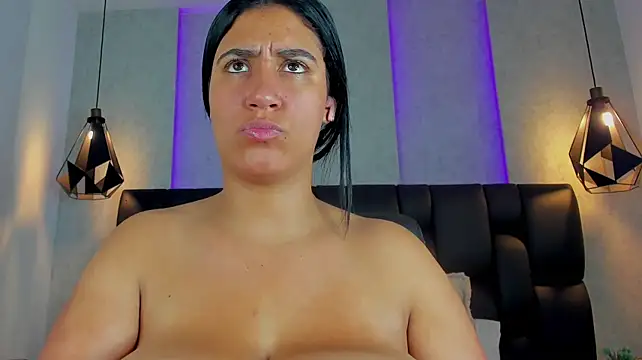 Samantha_hotly - oil in my bobs
