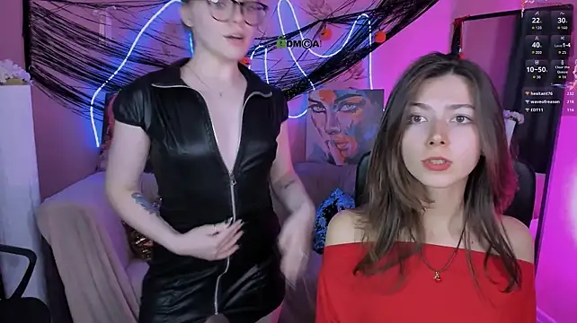 Kitniss_dreamy - flash boobs