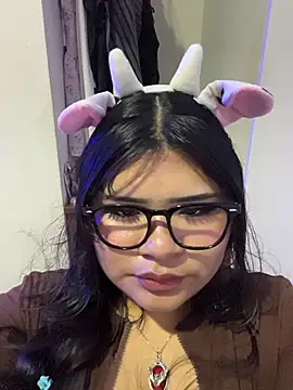 Cannella_0 - Tetas afuera