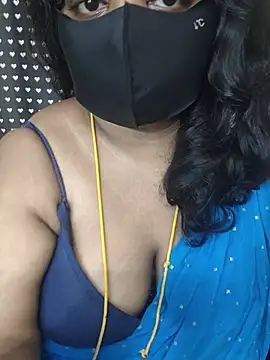 Lilly_ellow - Pussy show