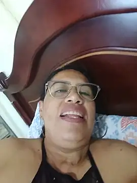 Emilif_ - Show pussy x 3mn
