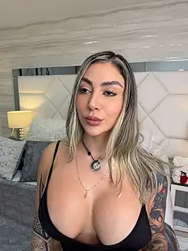 Miacoleman_ - Handjob your cock 🍆💦