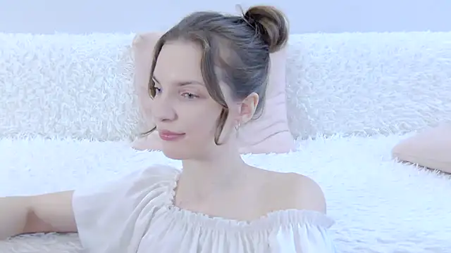 Beauty_Alex - Sweet naked tease!